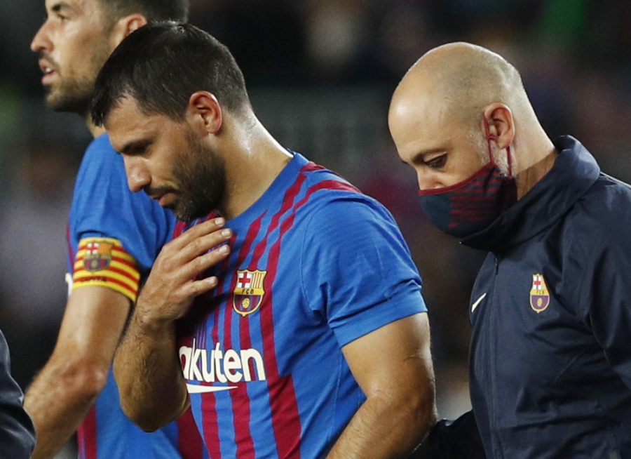 S. Aguero be futbolo praleis mažiausiai tris mėnesius