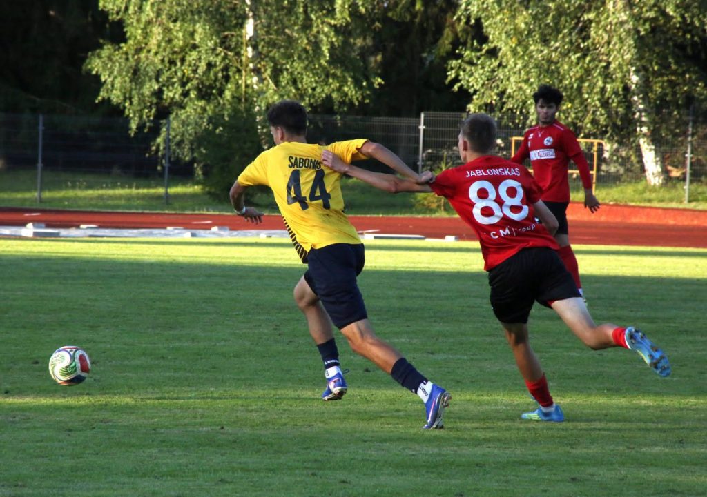 LFF II lyga: identiškos ir galingos lyderių pergalės