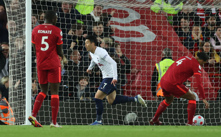 Dovanėlė „Man City“ ekipai: „Liverpool“ namuose neįveikė „Tottenham“