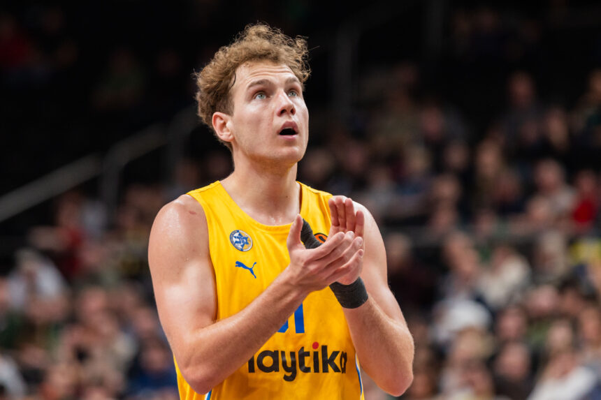 Jokubaitis buvo tarp lyderių, o „Maccabi“ šventė pergalę Izraelio lygoje