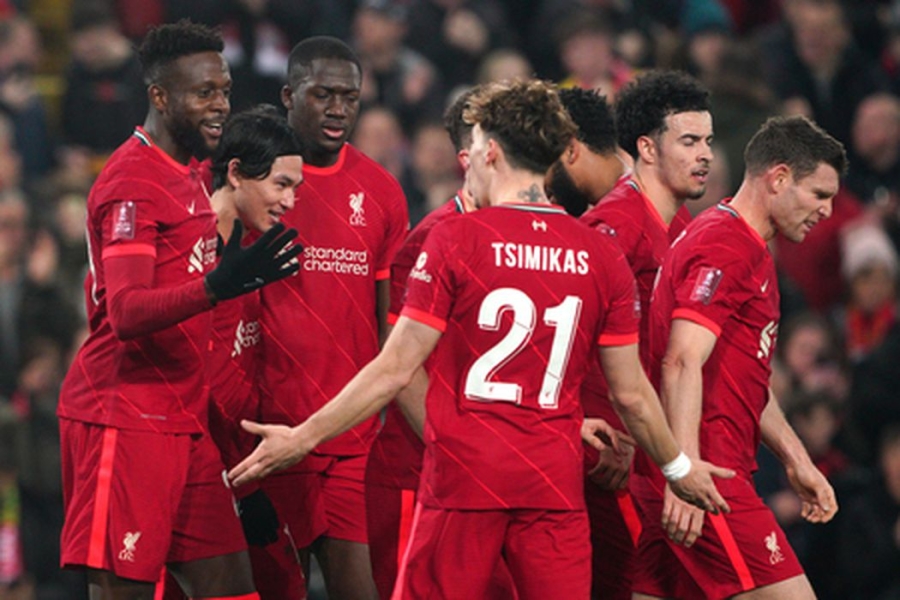 „Chelsea“ ir „Liverpool“ žengė į kitą FA taurės etapą
