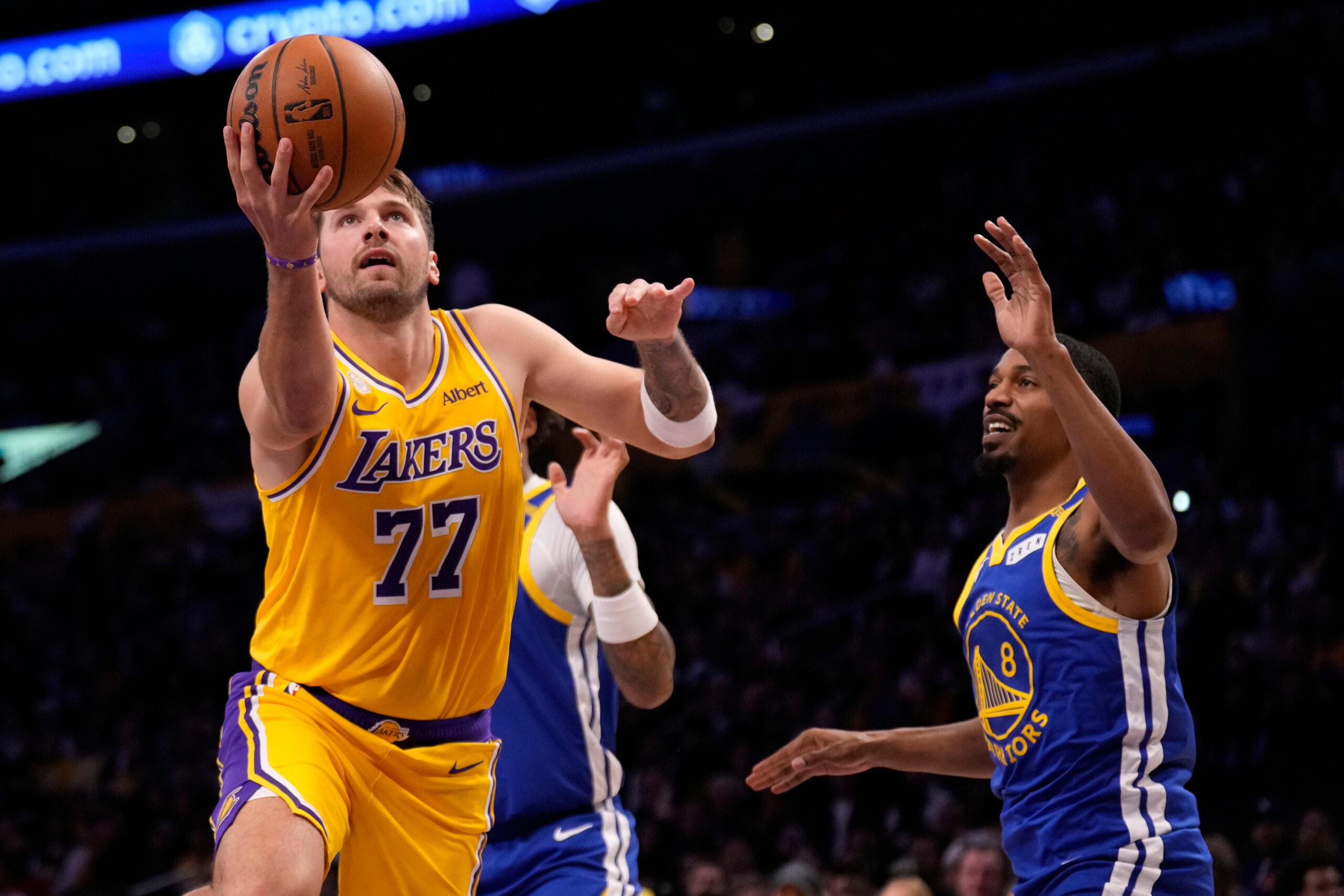 Galingas „Lakers“ sezono startas: Walkeris Kessleris dominavo aikštėje