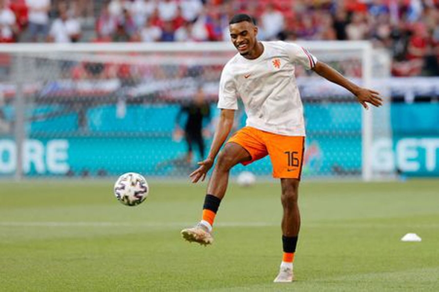 Oficialu: R. Gravenberchas papildė „Bayern“ gretas