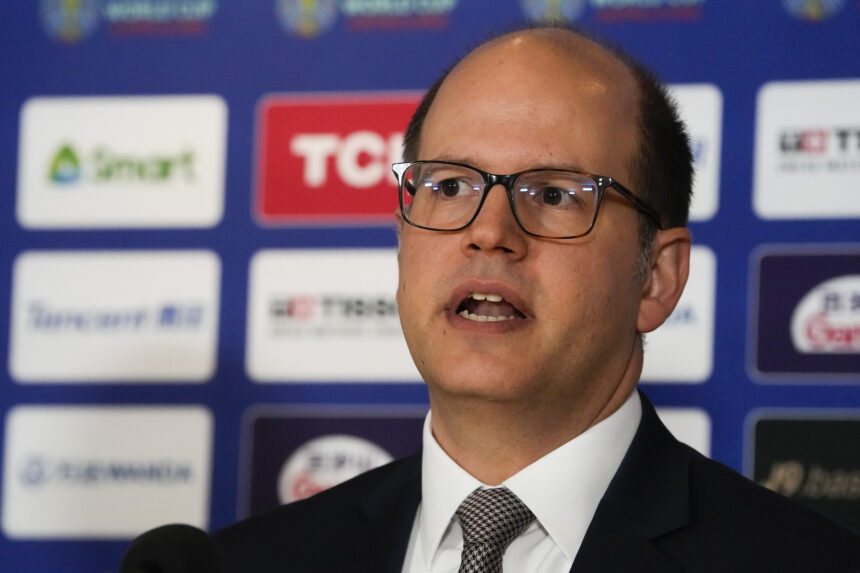 FIBA generalinis sekretorius prakalbo apie rimtas diskusijas su NBA