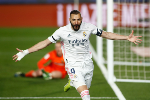 K. Benzema padėjo parašą po nauja sutartimi