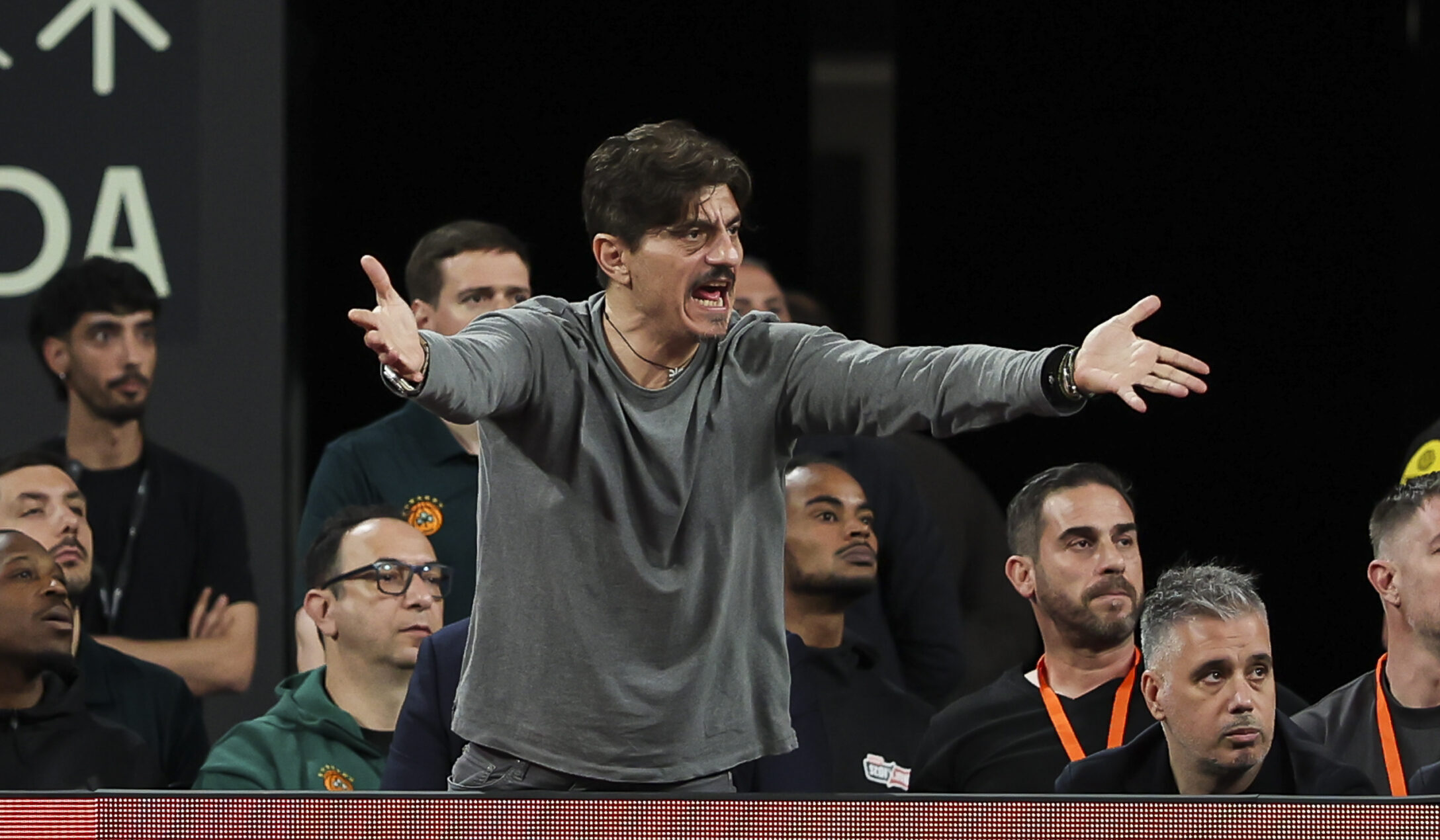 Aštrus „Olympiacos“ atsakas „Panathinaikos“ savininkui: priminė trofėjų istoriją