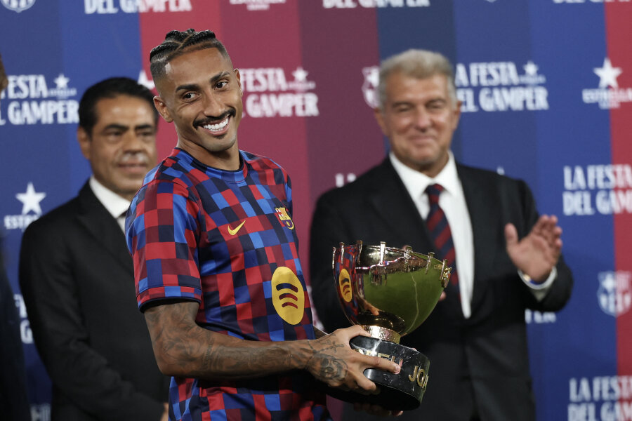 Raphinha: „Barcelona“ dar gali susidurti su PSG Čempionų lygos atkrintamosiose