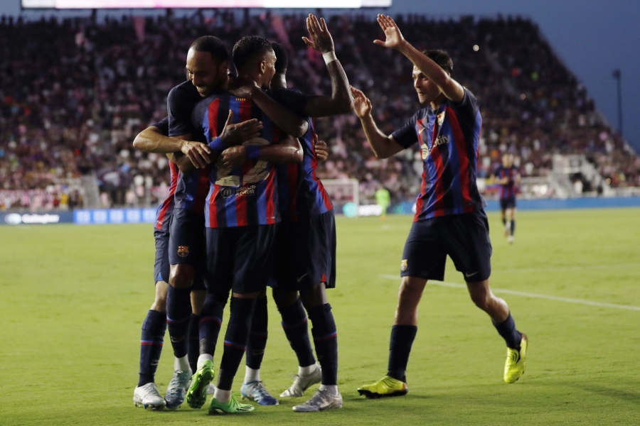 „Barca“ draugiškose rungtynėse pervažiavo Majamio ekipą