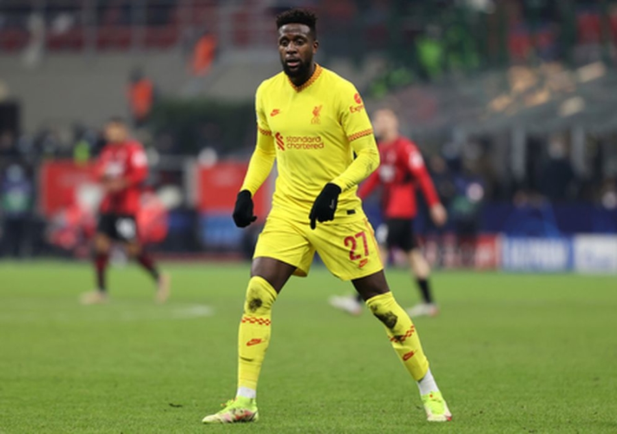 D. Origi papildys „AC Milan“ gretas