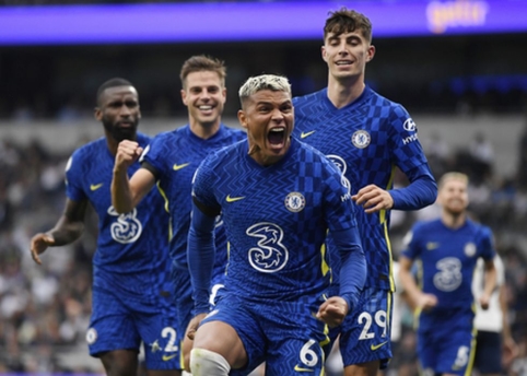 Centriniame turo mače – T. Silvos benefisas ir „Chelsea“ pergalė prieš „Tottenham“