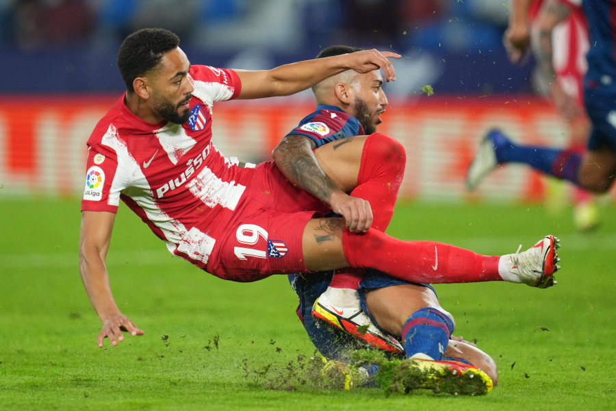 „Atletico“ nepasinaudojo proga priartėti prie lyderių