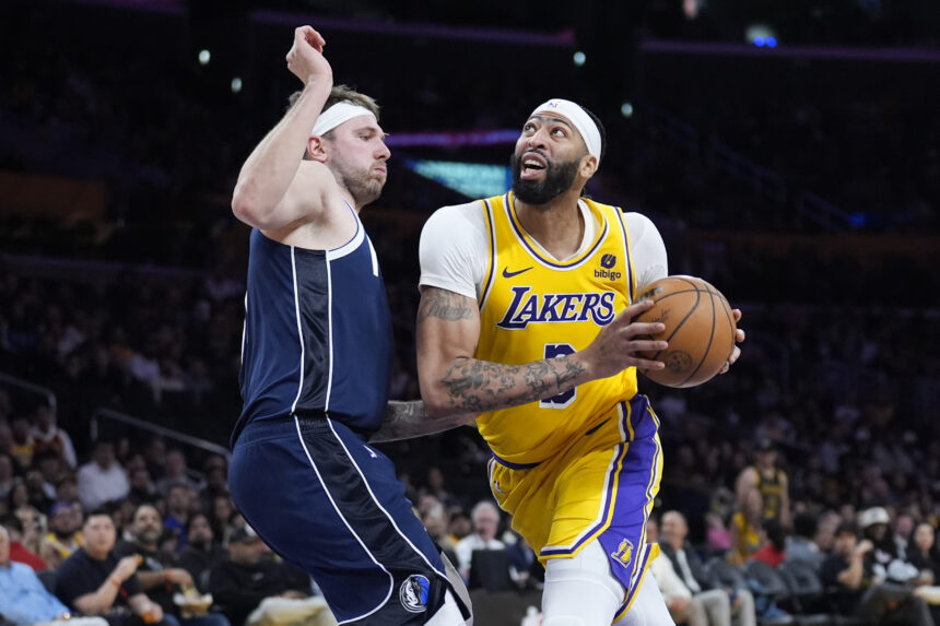 ESPN įvertino NBA lygą sudrebinusius „Mavericks“ ir „Lakers“ mainus