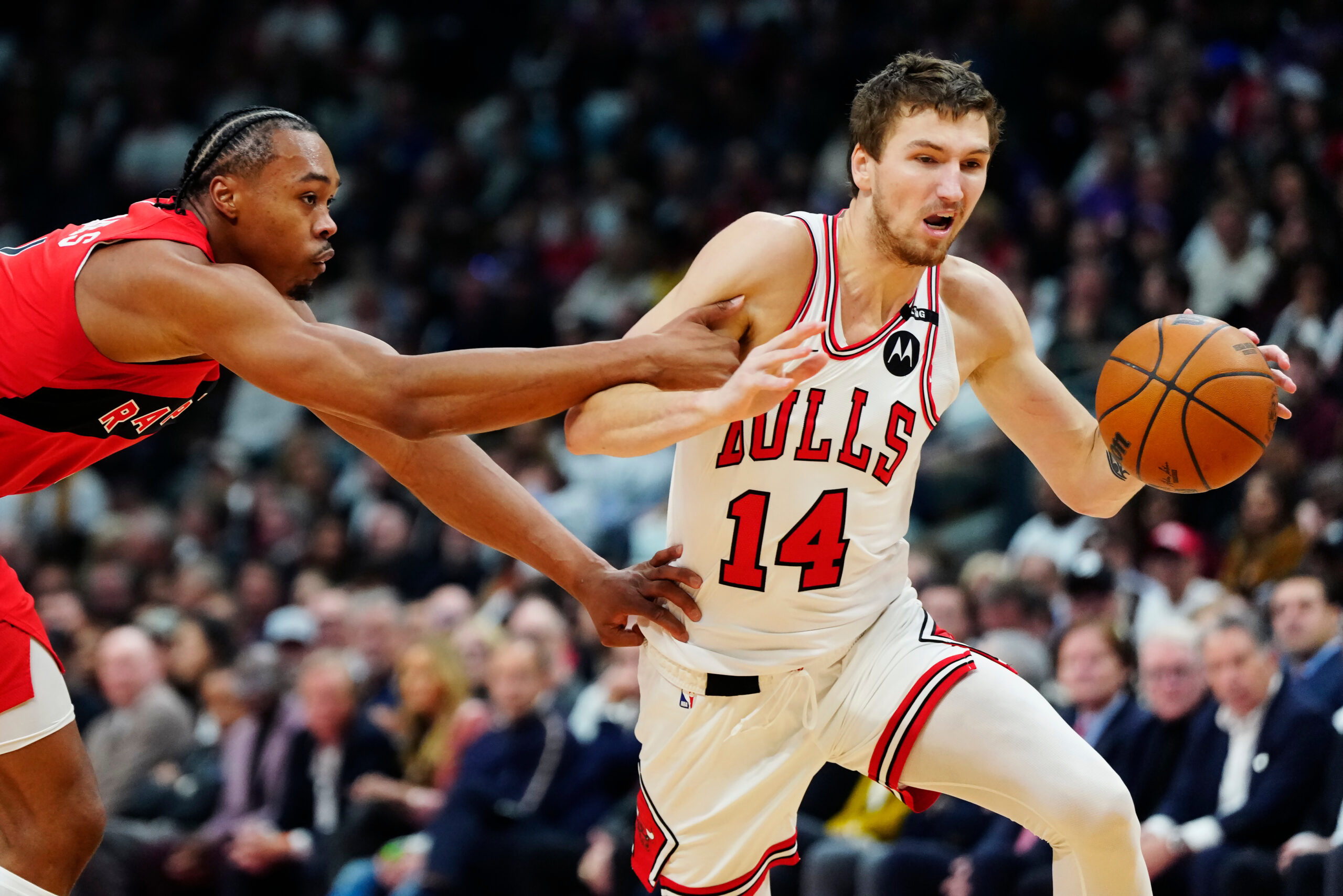 Mato Buzelio rezultatyvus pasirodymas neišgelbėjo „Bulls“ nuo triuškinamo pralaimėjimo