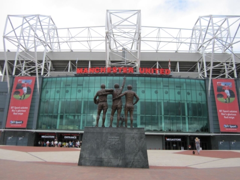 „Man Utd“ klube – ženkliai išaugusios skolos