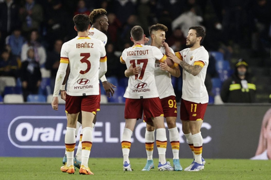„AS Roma“ sujaukė „Napoli“ planus tapti Italijos čempionais