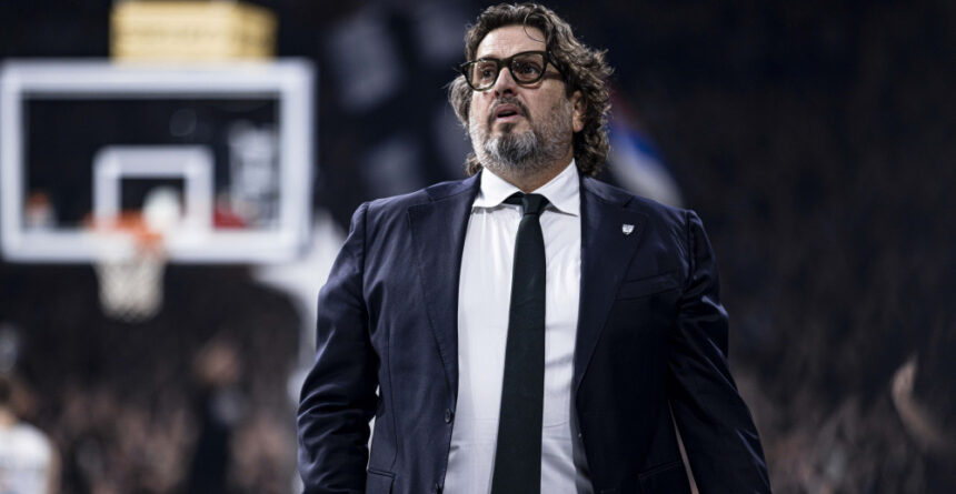 Pozityviu pralaimėjimą vadinęs Trinchieri padėkojo „Partizan“ fanams: „Titulai apdulkėja, atsiminimai išlieka amžinai“