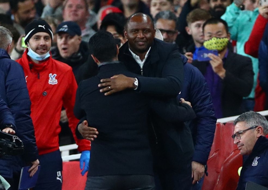 „Man City“ ateityje P. Guardiolos įpėdiniu numato arba M. Arteta, arba P. Vieira