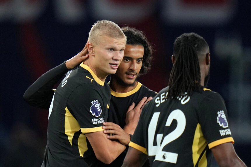Haalando ir Cherki dubliai pratęsė pergalingą „Man City“ startą
