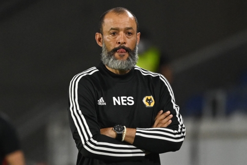 Nuno Espirito Santo dar tris metus treniruos „Wolves“ ekipą 