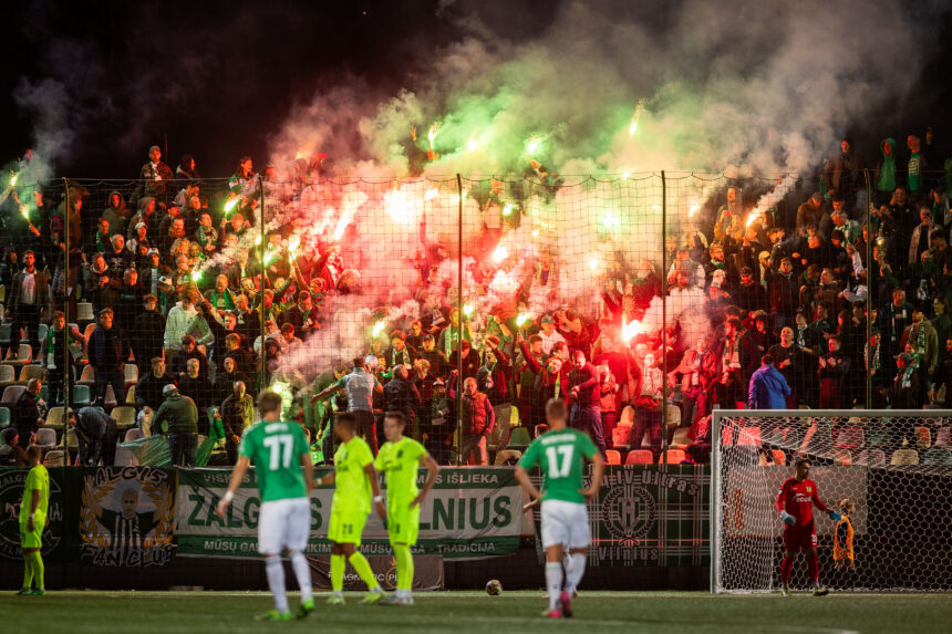 Skandalingą skanduotę paaiškinę „Žalgirio“ fanai: „Ne kitiems už mus spręsti“