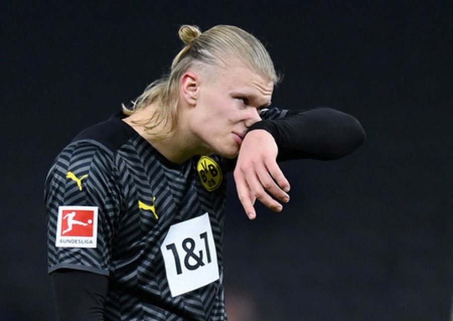 „Borussia“ sulaukė prastos žinios dėl E. Haalando