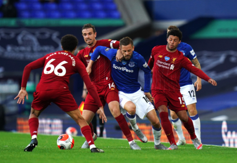 „Liverpool“ žygį link titulo pradėjo lygiosiomis su „Everton“
