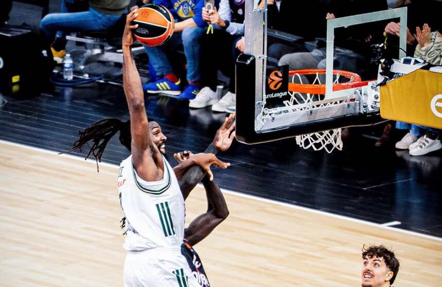 Sedekersio komandos draugu taps pernai „Panathinaikos“ atstovavęs centras