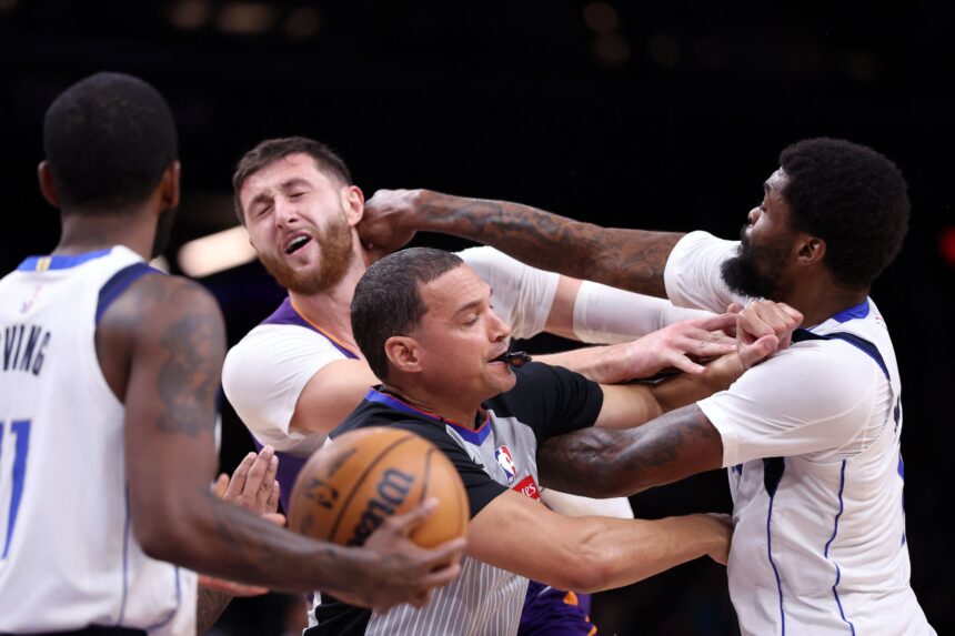 NBA išdalino diskvalifikacijas muštynių dalyviams