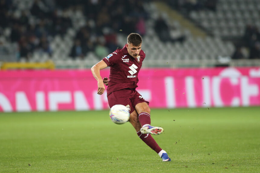 „Torino“ su Gineičiu Italijoje lieka be taškų – lietuvis buvo įspėtas ir pakeistas