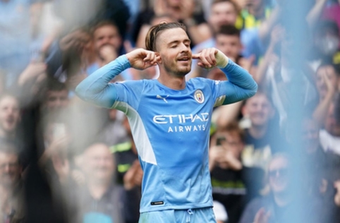 „Premier“ lyga: Triuškinama „Man City“ pergalė, rezultatyvios lygiosios Lidse ir puikus D. Ingso įvartis