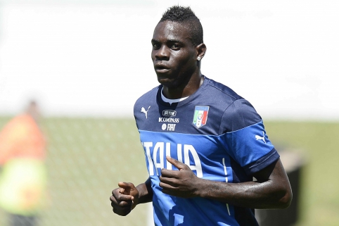 M. Balotelli: „Nenusileidžiu nei C. Ronaldo, nei L. Messi“